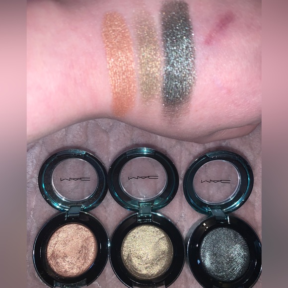 3 x Alluring Aquatic Extra Dimension Eyeshadow Collection MAC - Picture 6 of 17
